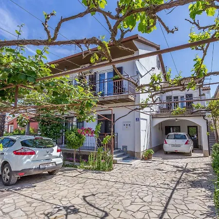 House Sebi Daire Valbandon