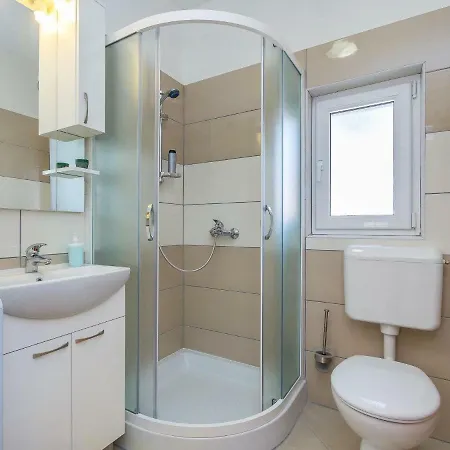 Appartement House Sebi *