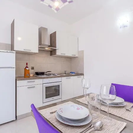 House Sebi Appartement Valbandon